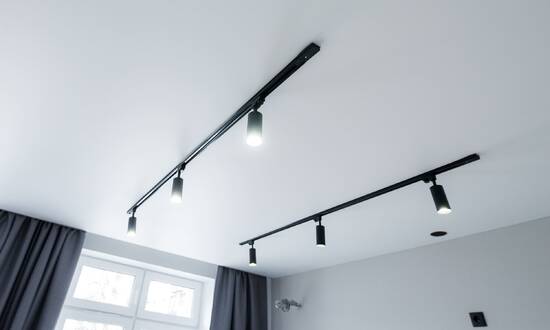 Матовый натяжной потолок 15 кв.м. - Гостиная - Слуцк